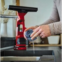 Einhell Akku-Fensterreiniger BRILLIANTO 18 V, 28 cm lange Saugdüse,inkl. Sprühflasche mit Mikrofasertuch, mit Akku