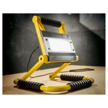 PARKSIDE Akku LED  Arbeits Strahler 20 W PFLA 4400 faltbar  mit Powerbank Funktion